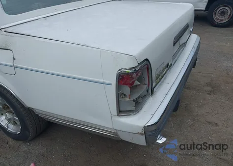 1991 Ford Crown Victoria Lx from USA, damaged, VIN 2FACP74F7MX182650